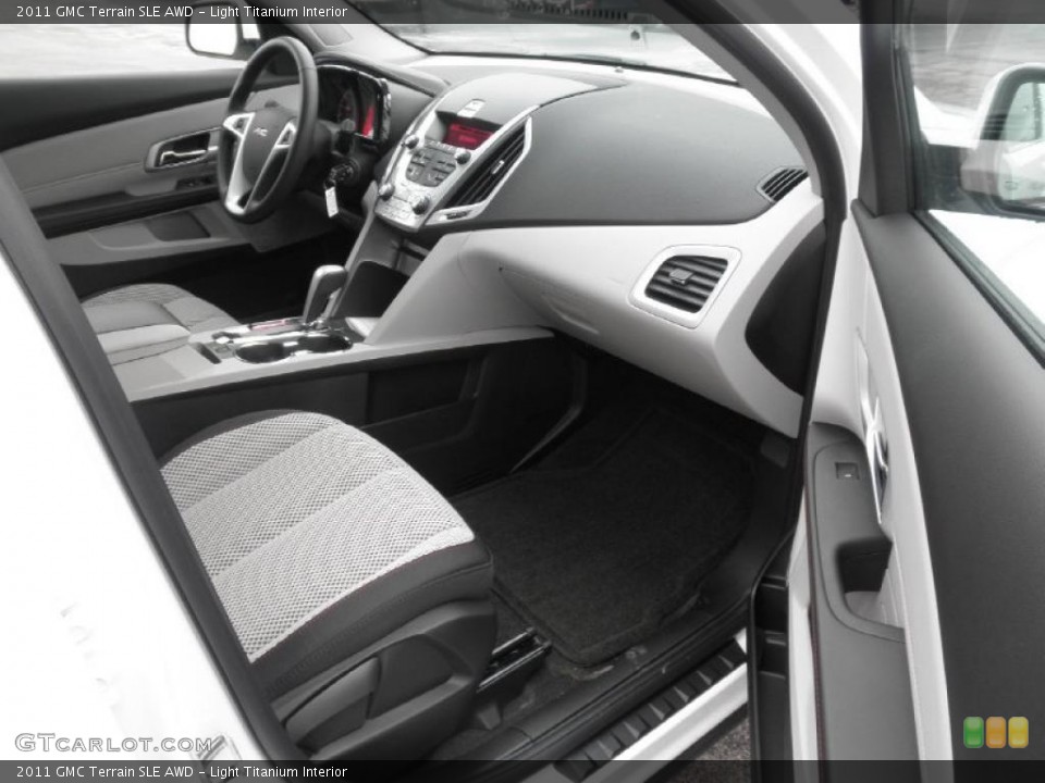 Light Titanium Interior Photo for the 2011 GMC Terrain SLE AWD #46029988
