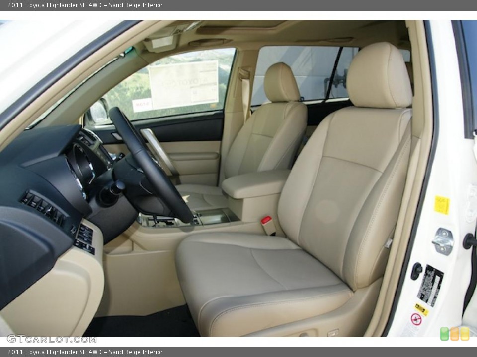 Sand Beige Interior Photo for the 2011 Toyota Highlander SE 4WD #46032363