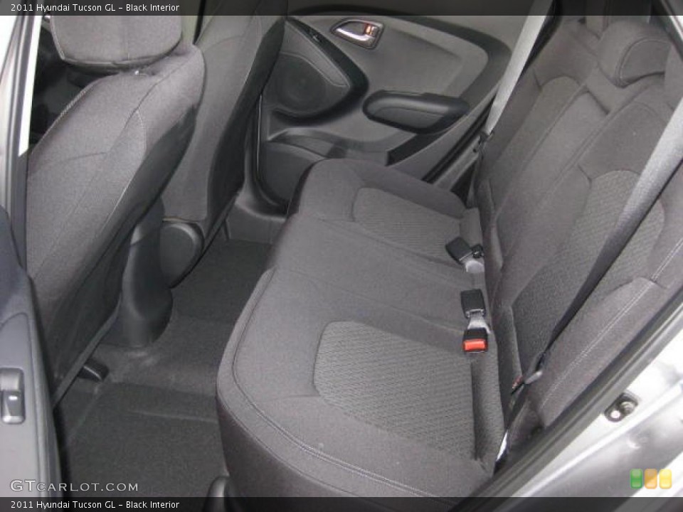 Black Interior Photo for the 2011 Hyundai Tucson GL #46033551