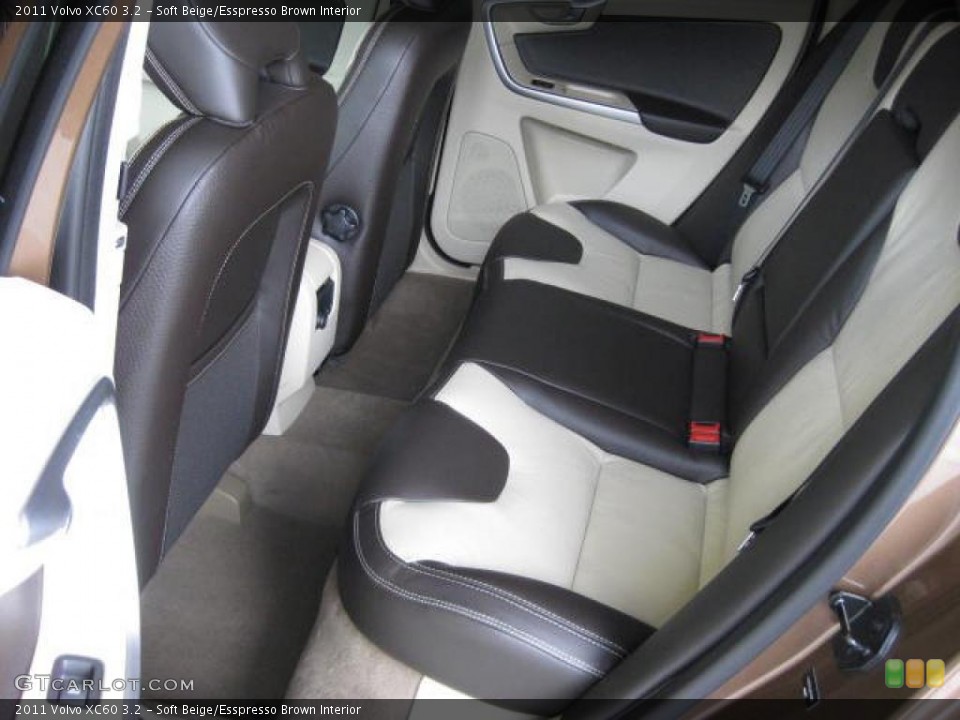 Soft Beige/Esspresso Brown Interior Photo for the 2011 Volvo XC60 3.2 #46034241