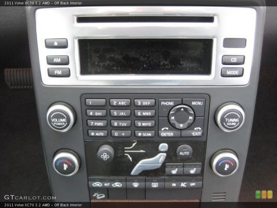 Off Black Interior Controls for the 2011 Volvo XC70 3.2 AWD #46034301