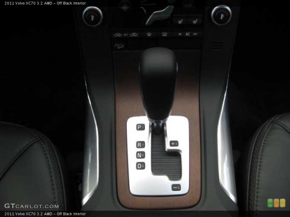 Off Black Interior Transmission for the 2011 Volvo XC70 3.2 AWD #46034307