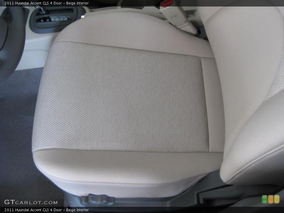 Beige Interior Photo for the 2011 Hyundai Accent GLS 4 Door #46034610