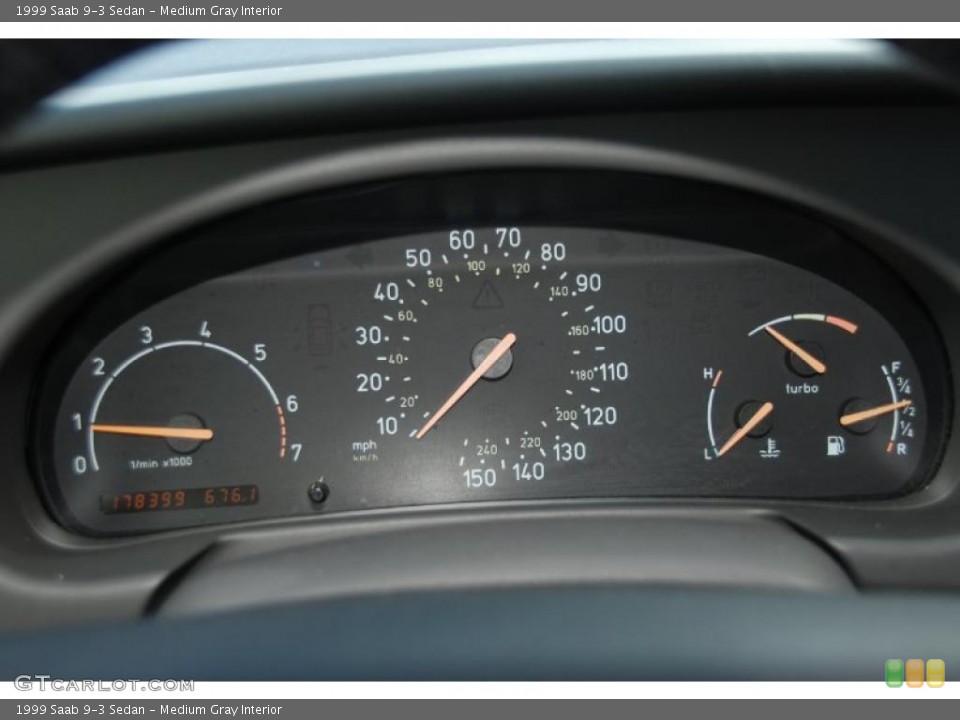 Medium Gray Interior Gauges for the 1999 Saab 9-3 Sedan #46036140
