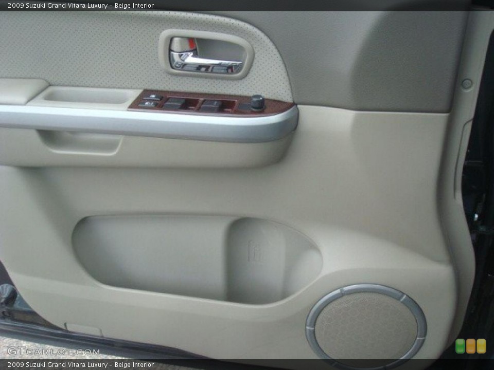 Beige Interior Door Panel for the 2009 Suzuki Grand Vitara Luxury #46043120