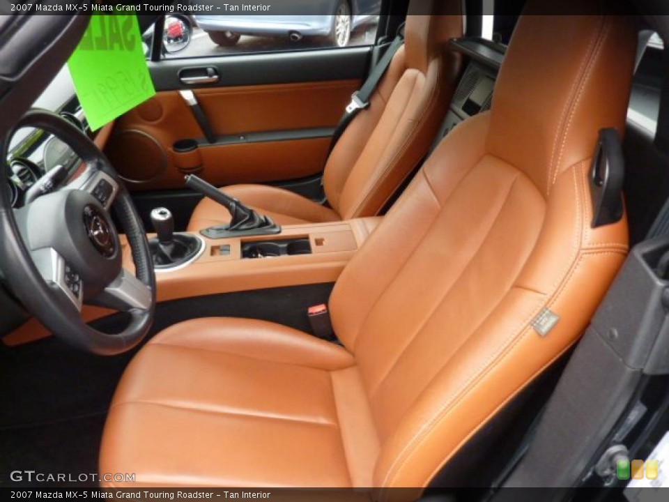 Tan Interior Photo for the 2007 Mazda MX-5 Miata Grand Touring Roadster #46043681
