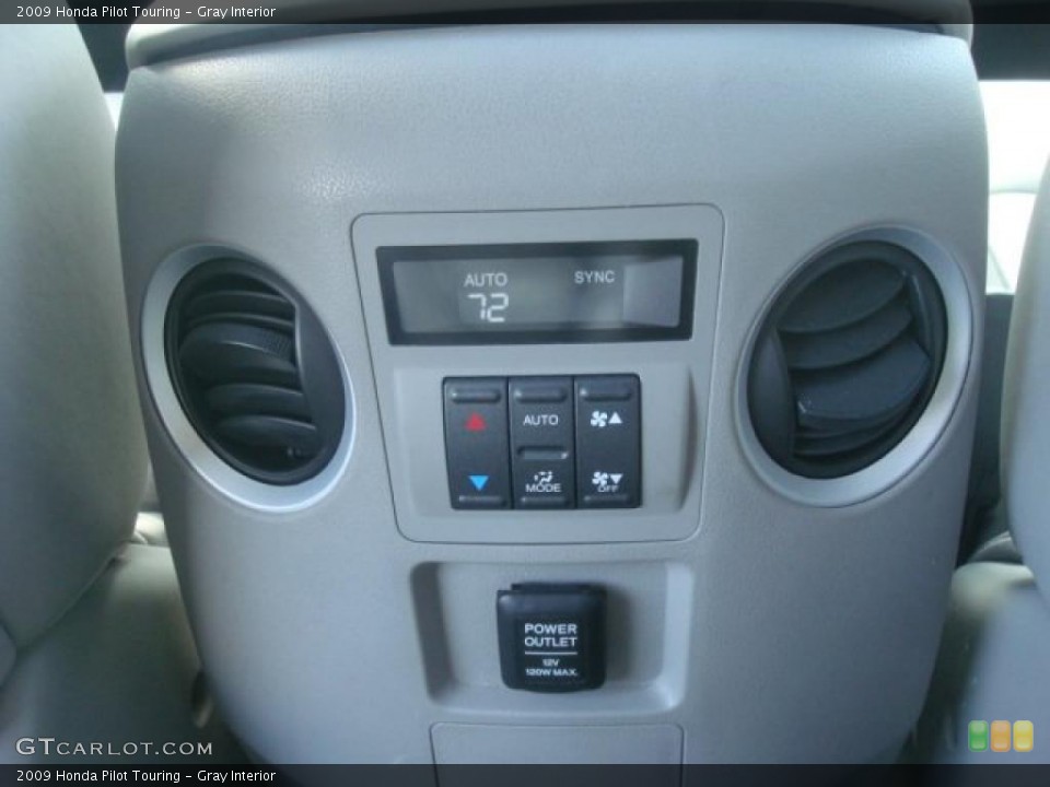 Gray Interior Controls for the 2009 Honda Pilot Touring #46046193