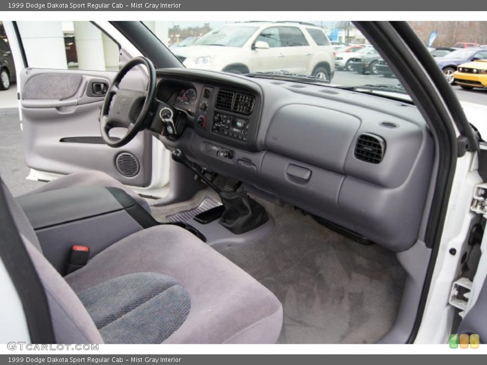 Mist Gray Interior Dashboard for the 1999 Dodge Dakota Sport Regular Cab #46046948