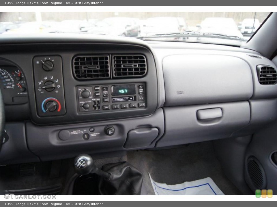 Mist Gray Interior Controls for the 1999 Dodge Dakota Sport Regular Cab #46047164