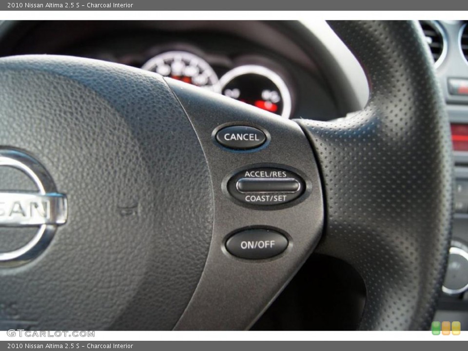 Charcoal Interior Controls for the 2010 Nissan Altima 2.5 S #46047170