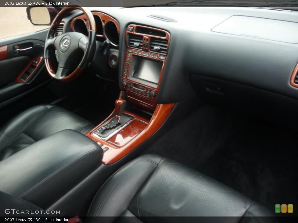 Black Interior Photo for the 2003 Lexus GS 430 #46047410