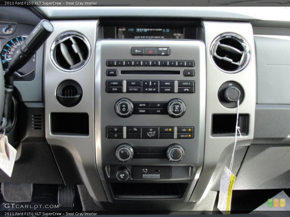 Steel Gray Interior Controls for the 2011 Ford F150 XLT SuperCrew #46051585