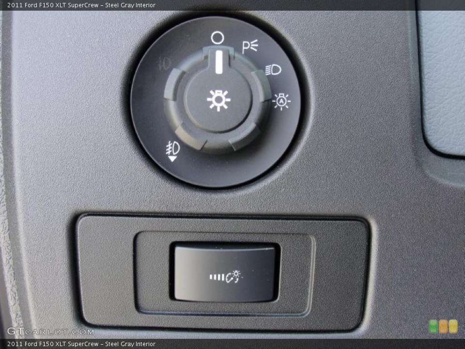 Steel Gray Interior Controls for the 2011 Ford F150 XLT SuperCrew #46051702