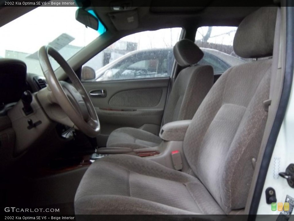 Beige Interior Photo for the 2002 Kia Optima SE V6 #46053199
