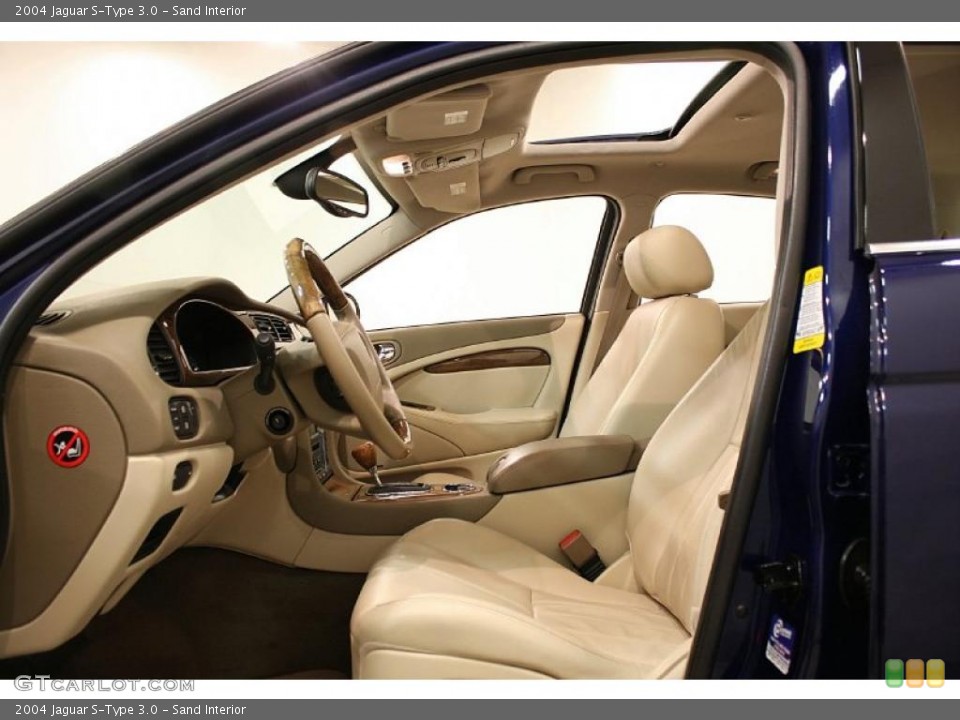 Sand Interior Photo for the 2004 Jaguar S-Type 3.0 #46060254