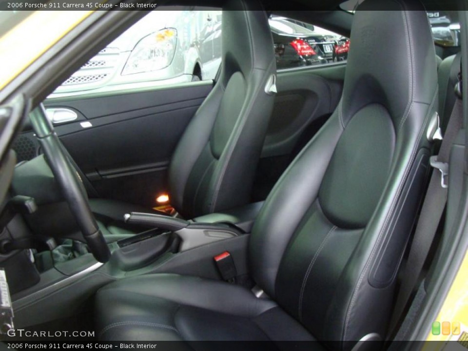 Black Interior Photo for the 2006 Porsche 911 Carrera 4S Coupe #46060371