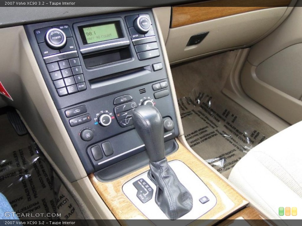Taupe Interior Controls for the 2007 Volvo XC90 3.2 #46065279