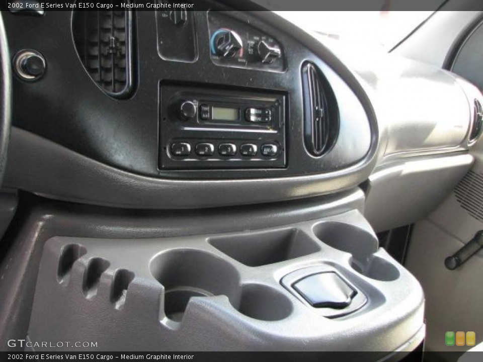 Medium Graphite Interior Controls for the 2002 Ford E Series Van E150 Cargo #46066909