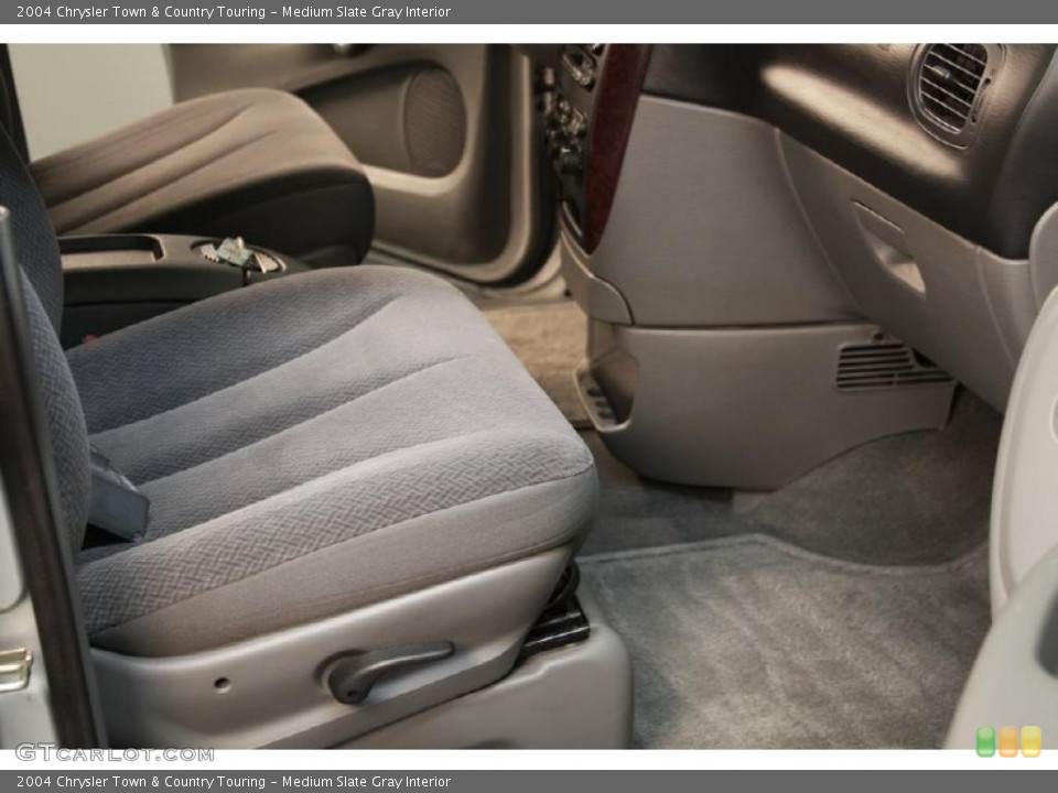 Medium Slate Gray Interior Photo for the 2004 Chrysler Town & Country Touring #46077066