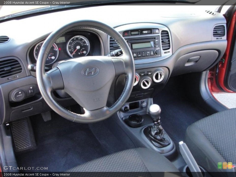 Gray 2008 Hyundai Accent Interiors