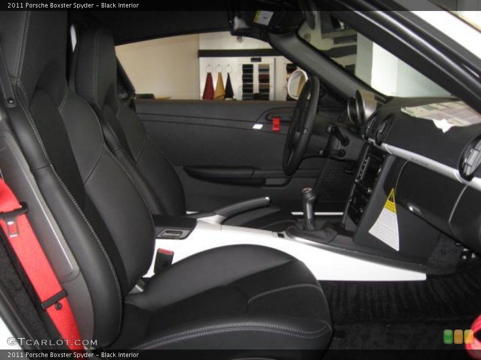 Black Interior Photo for the 2011 Porsche Boxster Spyder #46079041