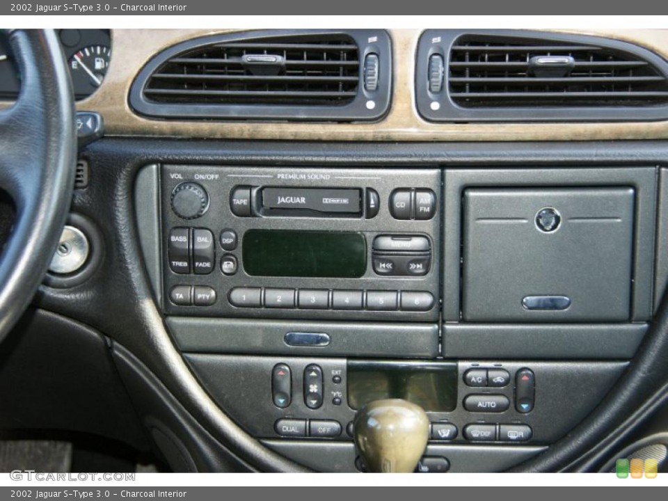 Charcoal Interior Controls for the 2002 Jaguar S-Type 3.0 #46080914