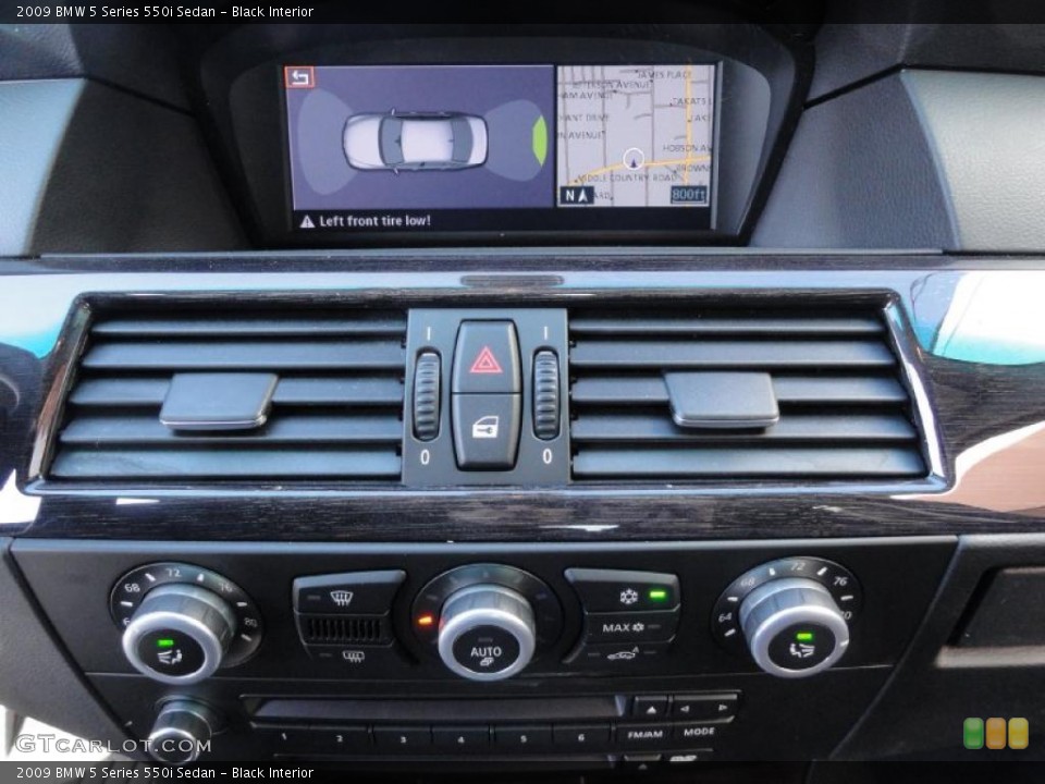 Black Interior Controls for the 2009 BMW 5 Series 550i Sedan #46084089