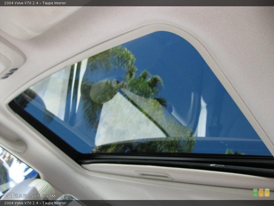 Taupe Interior Sunroof for the 2004 Volvo V70 2.4 #46086272