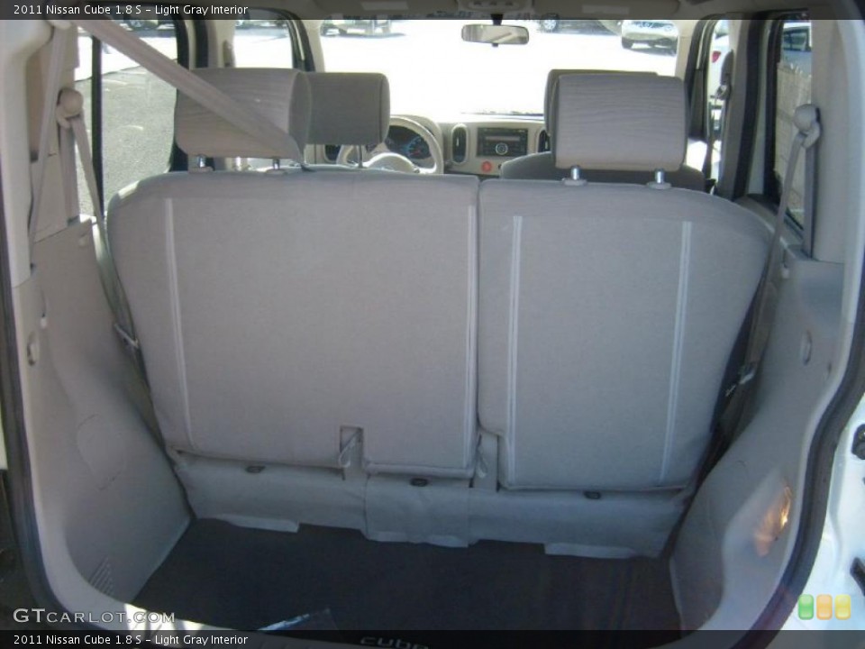 Light Gray Interior Trunk for the 2011 Nissan Cube 1.8 S #46088525