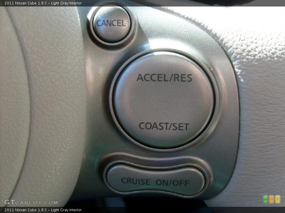 Light Gray Interior Controls for the 2011 Nissan Cube 1.8 S #46088534