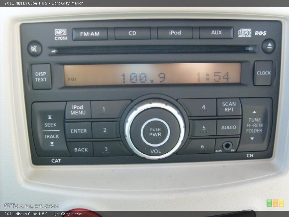 Light Gray Interior Controls for the 2011 Nissan Cube 1.8 S #46088537