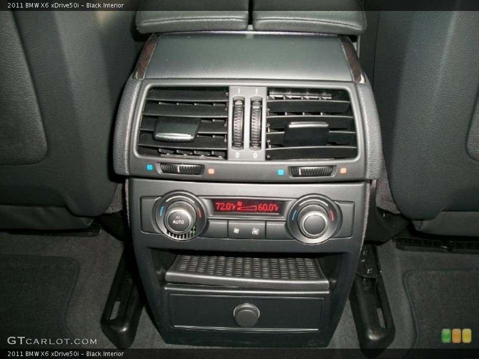 Black Interior Controls for the 2011 BMW X6 xDrive50i #46097138