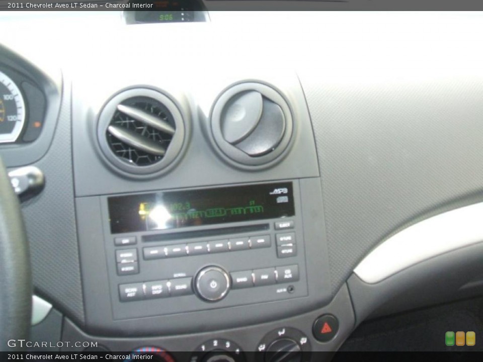 Charcoal Interior Controls for the 2011 Chevrolet Aveo LT Sedan #46103699