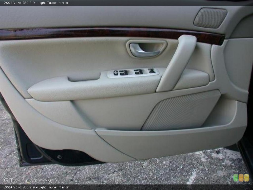 Light Taupe Interior Door Panel for the 2004 Volvo S80 2.9 #46105784