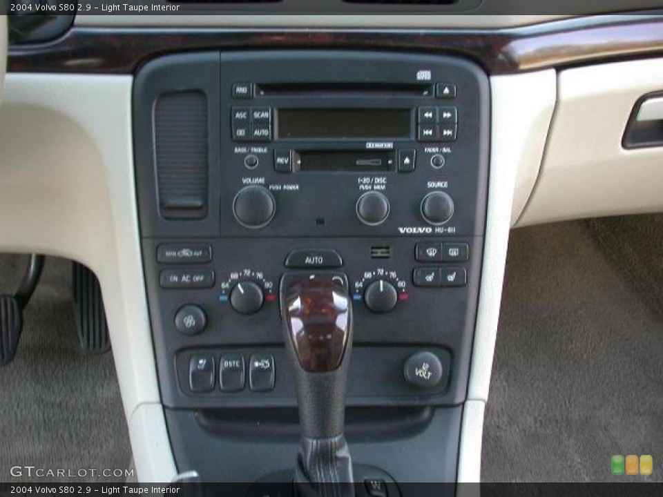 Light Taupe Interior Controls for the 2004 Volvo S80 2.9 #46105829
