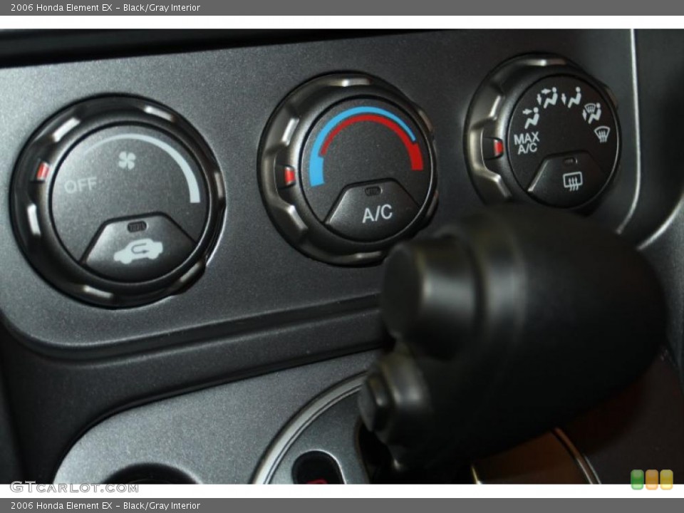 Black/Gray Interior Controls for the 2006 Honda Element EX #46110146