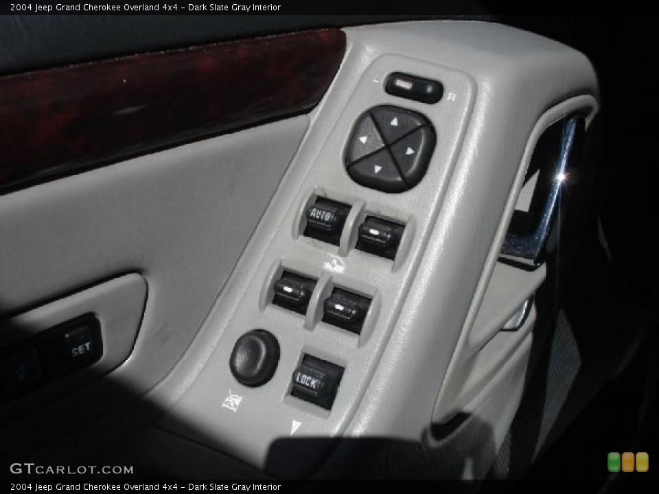 Dark Slate Gray Interior Controls for the 2004 Jeep Grand Cherokee Overland 4x4 #46116104