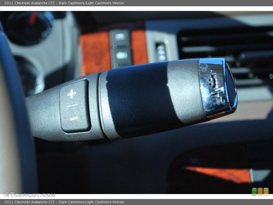 Dark Cashmere/Light Cashmere Interior Transmission for the 2011 Chevrolet Avalanche LTZ #46118150