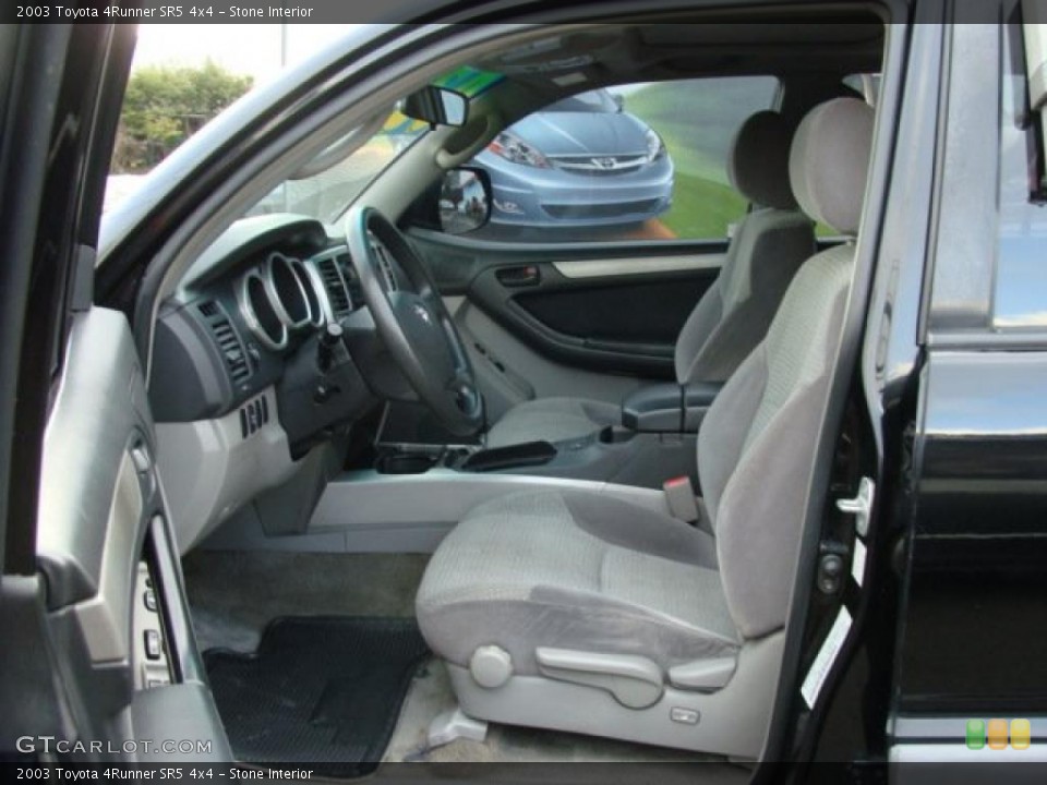Stone Interior Photo for the 2003 Toyota 4Runner SR5 4x4 #46124067