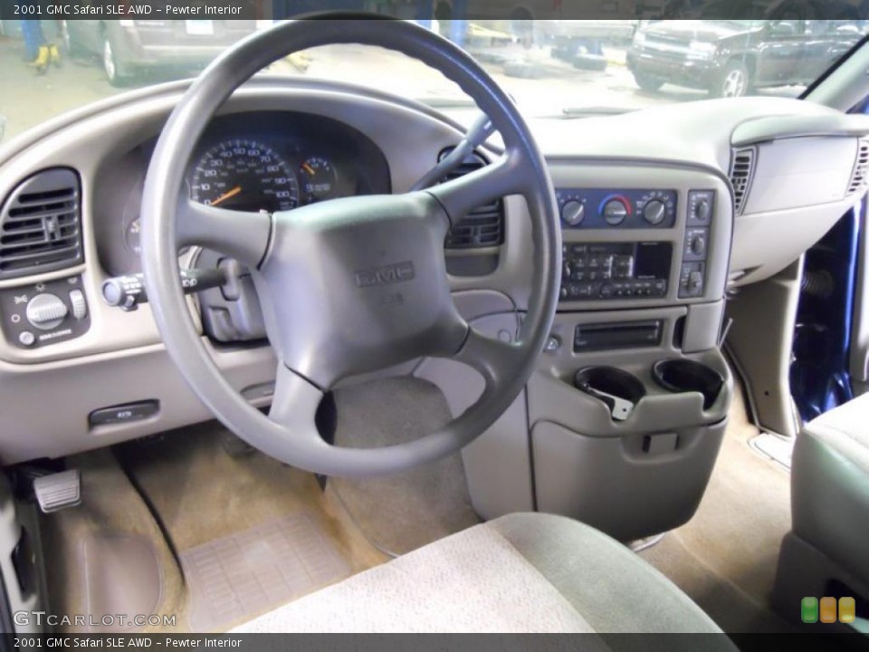 Pewter Interior Dashboard for the 2001 GMC Safari SLE AWD #46125495