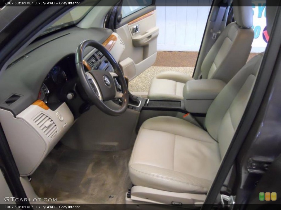 Grey Interior Photo for the 2007 Suzuki XL7 Luxury AWD #46125651
