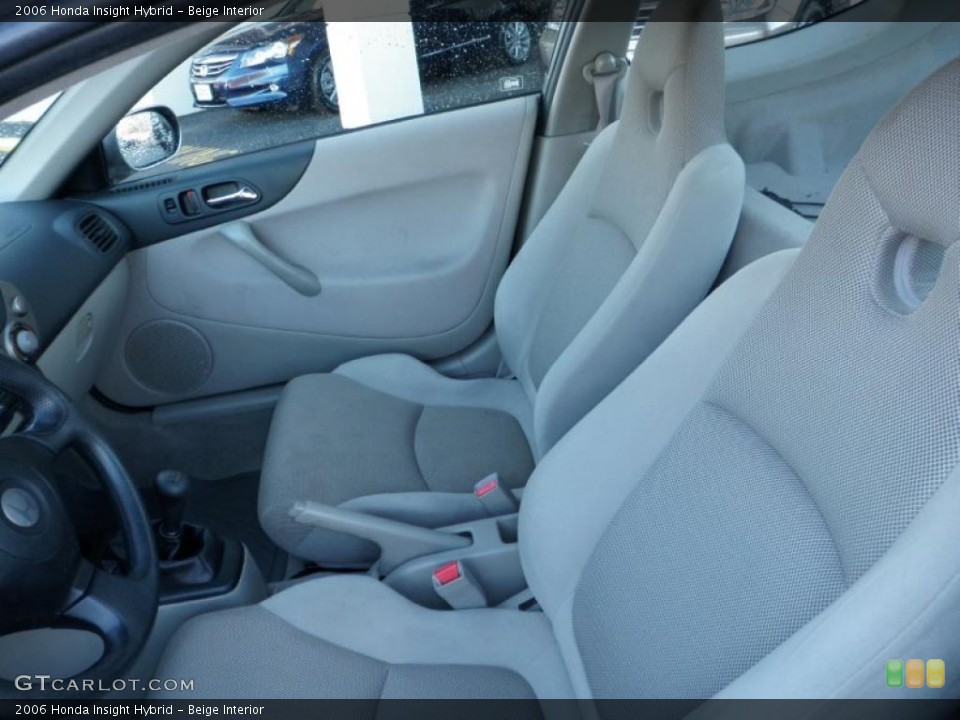 Beige Interior Photo for the 2006 Honda Insight Hybrid #46129609