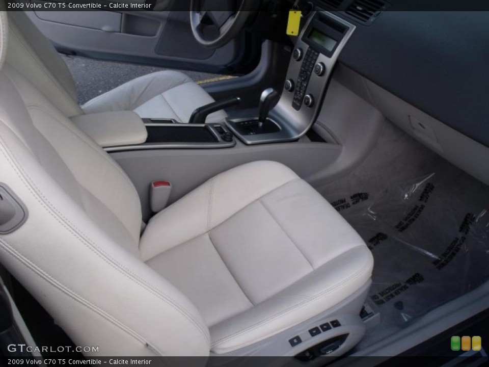 Calcite Interior Photo for the 2009 Volvo C70 T5 Convertible #46132945