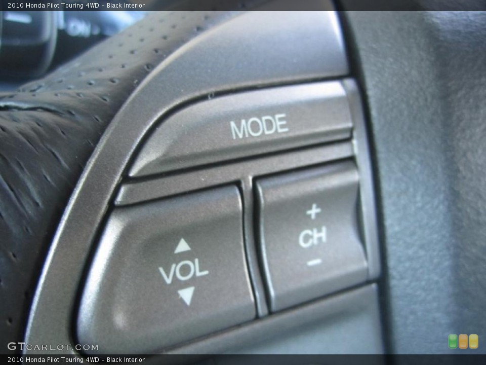 Black Interior Controls for the 2010 Honda Pilot Touring 4WD #46133194