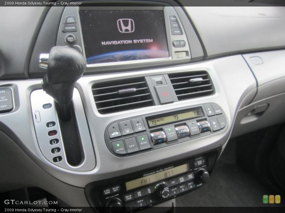Gray Interior Controls for the 2009 Honda Odyssey Touring #46135261