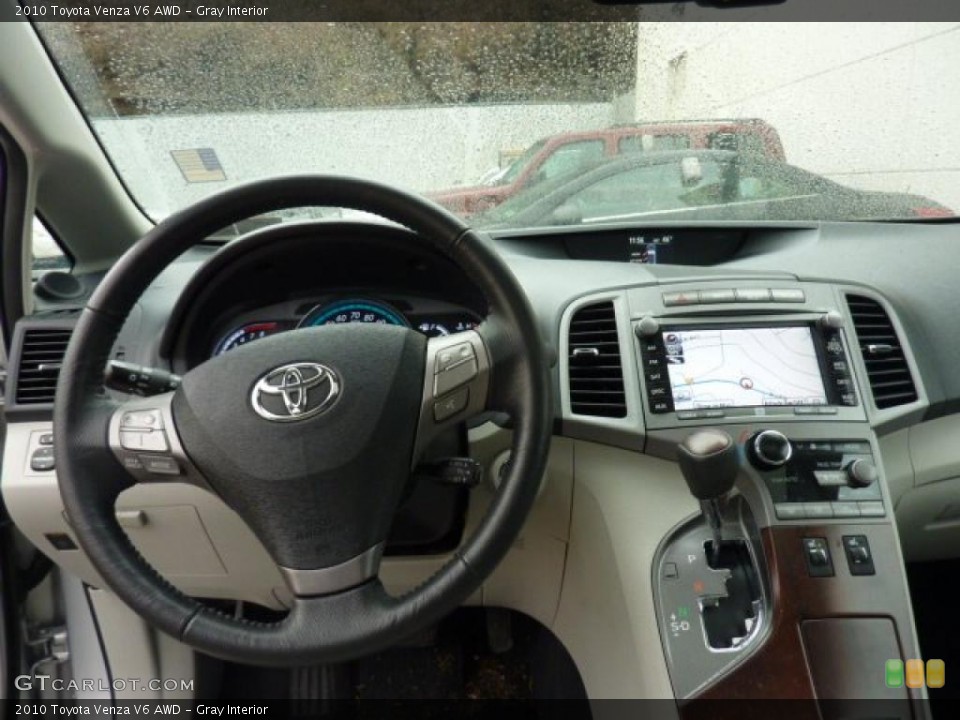 Gray Interior Controls for the 2010 Toyota Venza V6 AWD #46136071