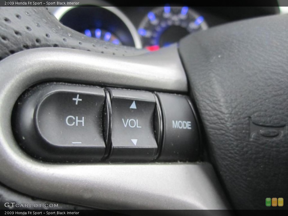 Sport Black Interior Controls for the 2009 Honda Fit Sport #46136116
