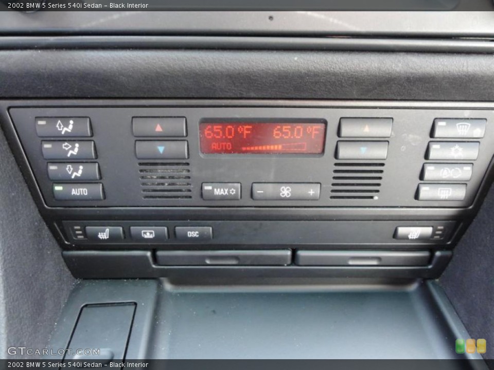 Black Interior Controls for the 2002 BMW 5 Series 540i Sedan #46137004