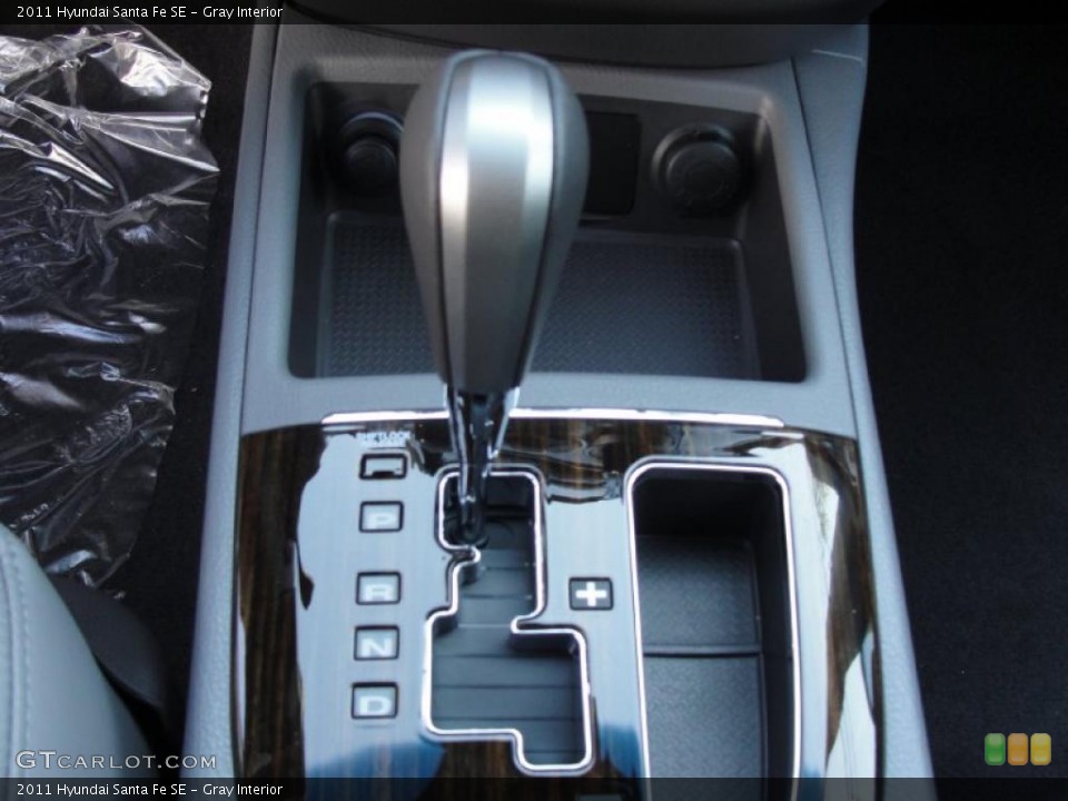 Gray Interior Transmission for the 2011 Hyundai Santa Fe SE #46137790