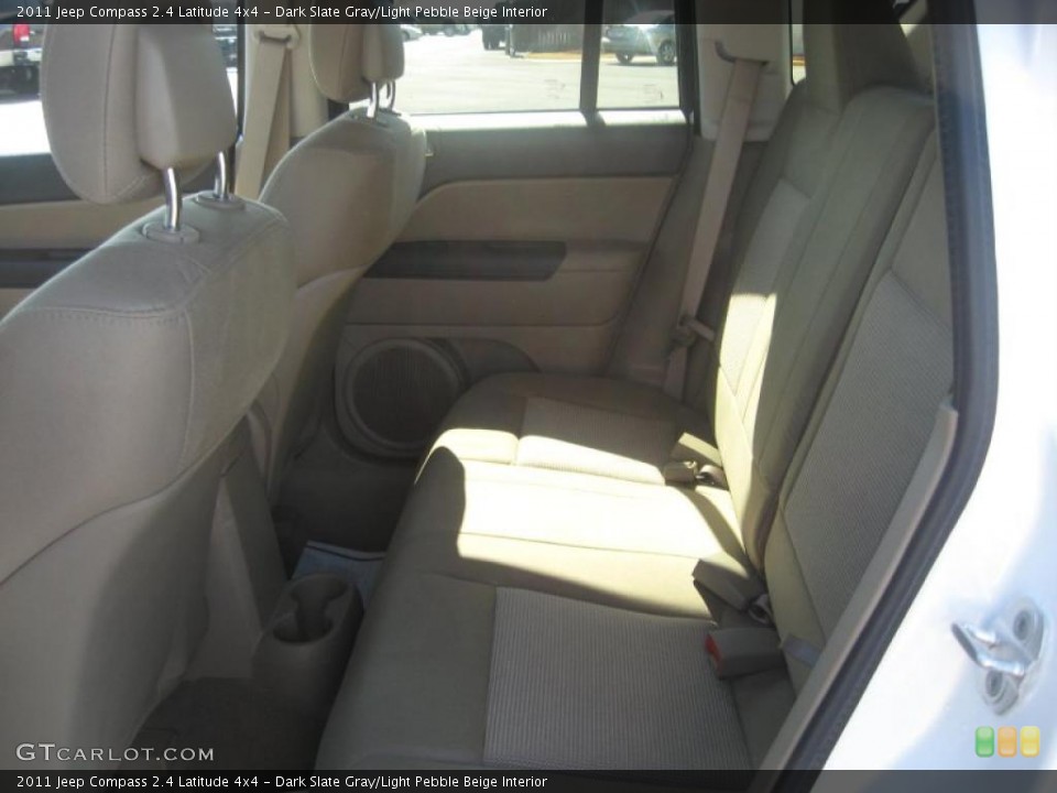 Dark Slate Gray/Light Pebble Beige Interior Photo for the 2011 Jeep Compass 2.4 Latitude 4x4 #46137931